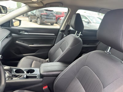 2022 Nissan Altima SV FWD