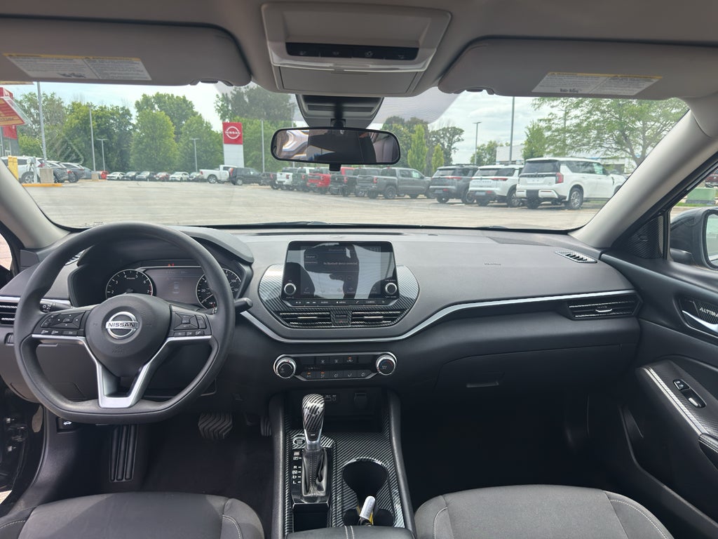 2022 Nissan Altima SV FWD