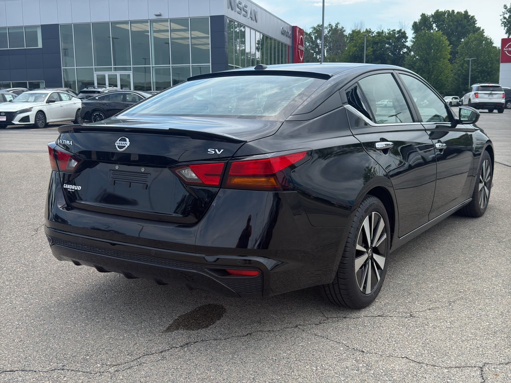 2022 Nissan Altima SV FWD