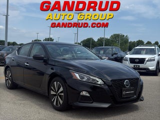2022 Nissan Altima SV FWD