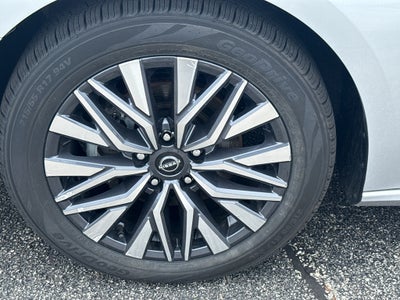 2023 Nissan Altima 2.5 SV