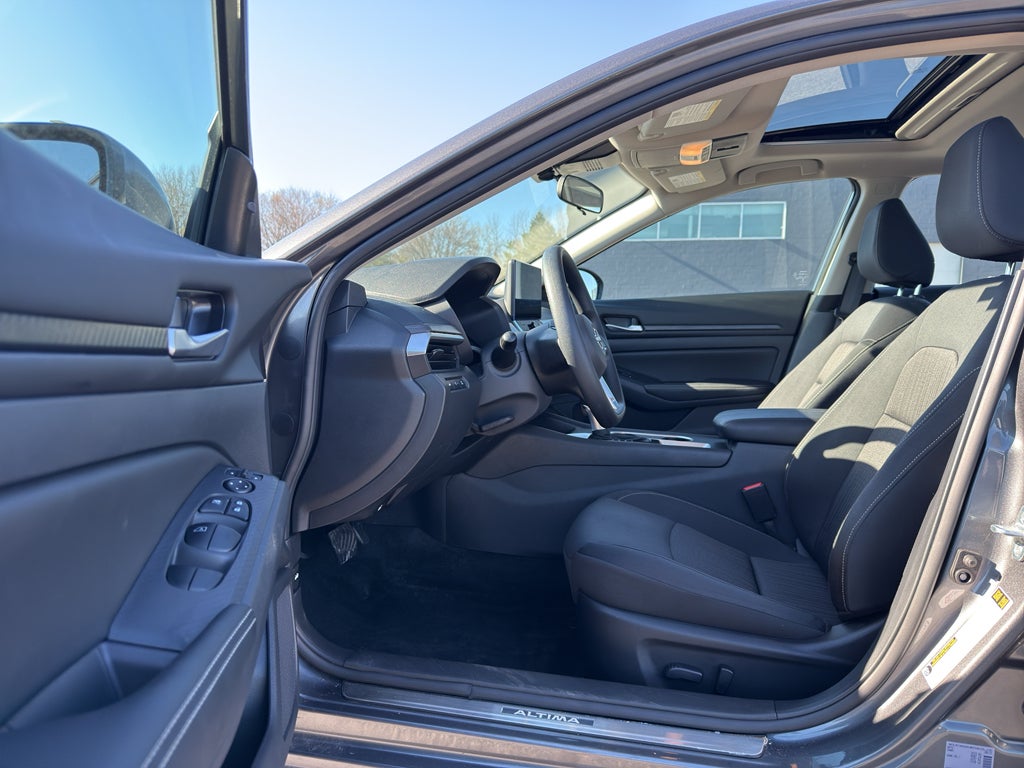 2025 Nissan Altima SV AWD