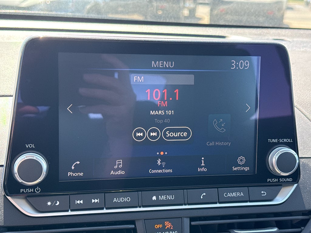 2023 Nissan Altima SV Intelligent AWD