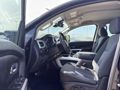 2020 Nissan TITAN Crew Cab SV 4x4