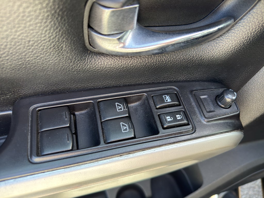 2020 Nissan TITAN Crew Cab SV 4x4