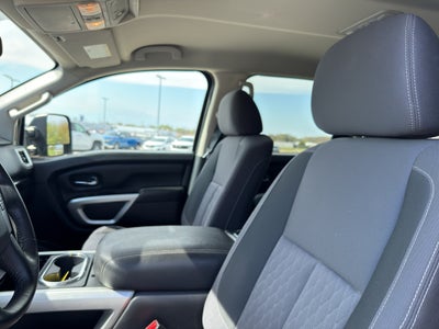 2020 Nissan TITAN Crew Cab SV 4x4