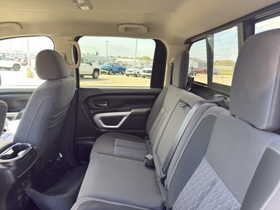 2020 Nissan TITAN Crew Cab SV 4x4