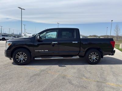 2020 Nissan TITAN Crew Cab SV 4x4