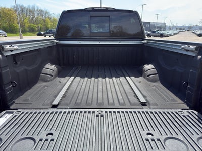2020 Nissan TITAN Crew Cab SV 4x4