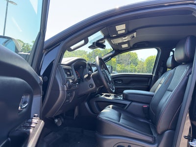 2023 Nissan TITAN Crew Cab PRO-4X 4x4