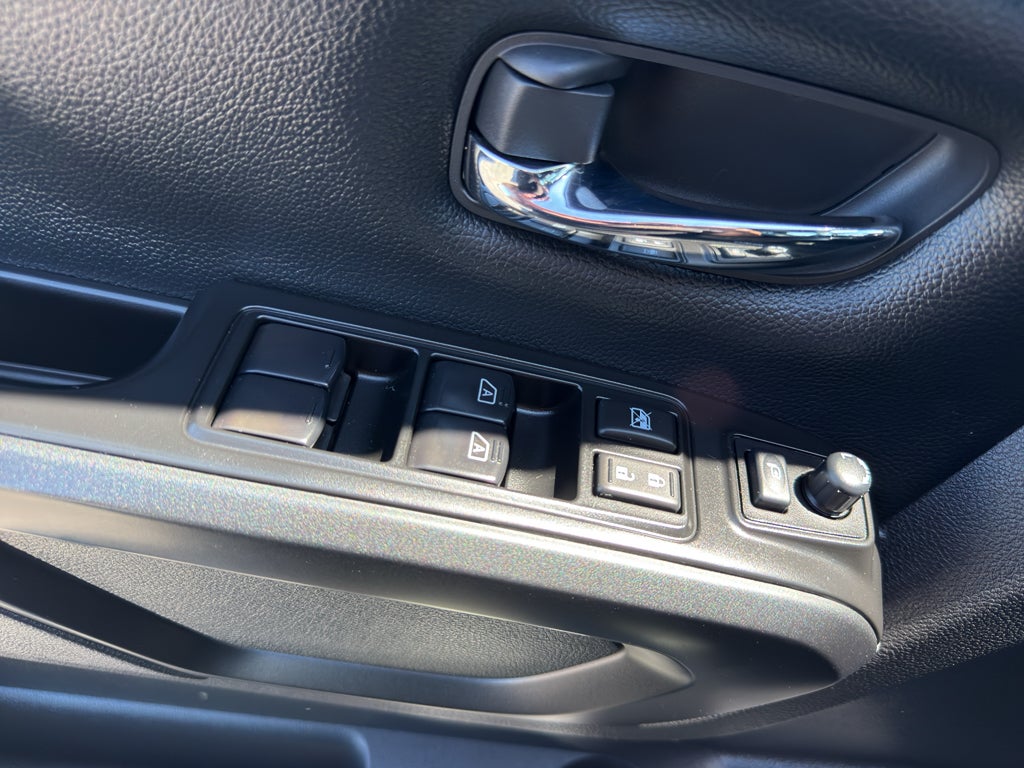 2023 Nissan TITAN Crew Cab PRO-4X 4x4