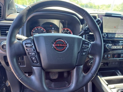 2023 Nissan TITAN Crew Cab PRO-4X 4x4
