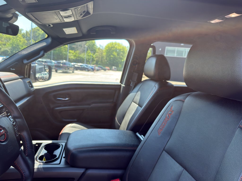 2023 Nissan TITAN Crew Cab PRO-4X 4x4