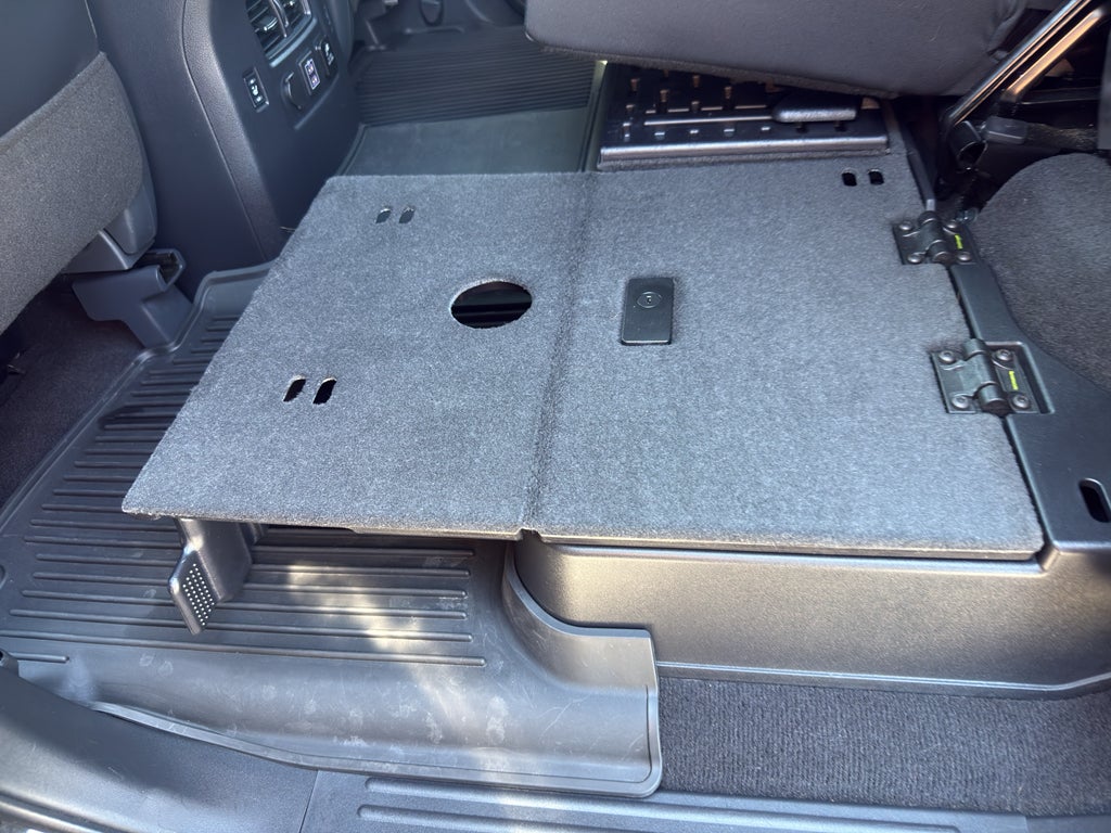 2023 Nissan TITAN Crew Cab PRO-4X 4x4