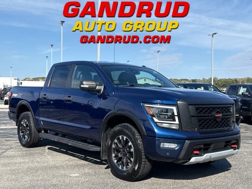 2021 Nissan TITAN Crew Cab PRO-4X 4x4