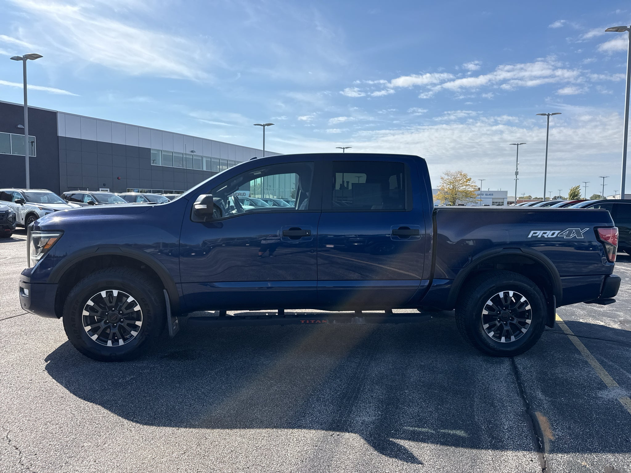 2021 Nissan TITAN Crew Cab PRO-4X 4x4