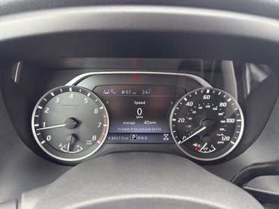 2024 Nissan Titan SV