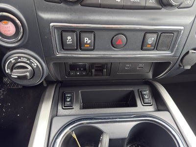 2024 Nissan Titan SV