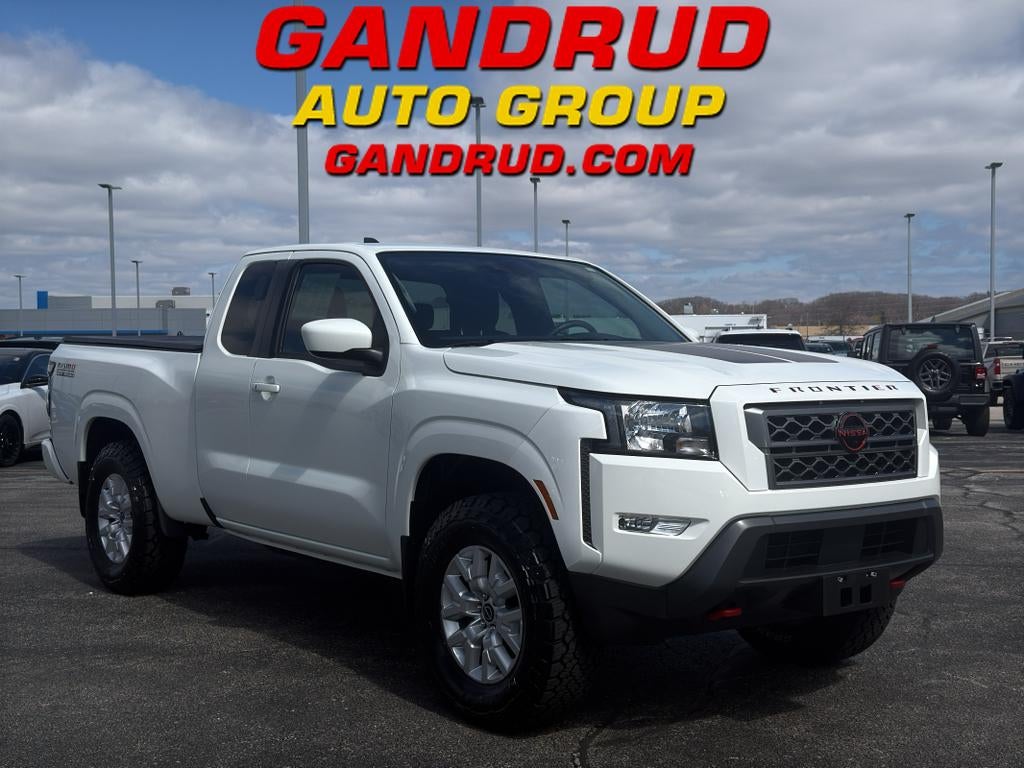2024 Nissan Frontier SV
