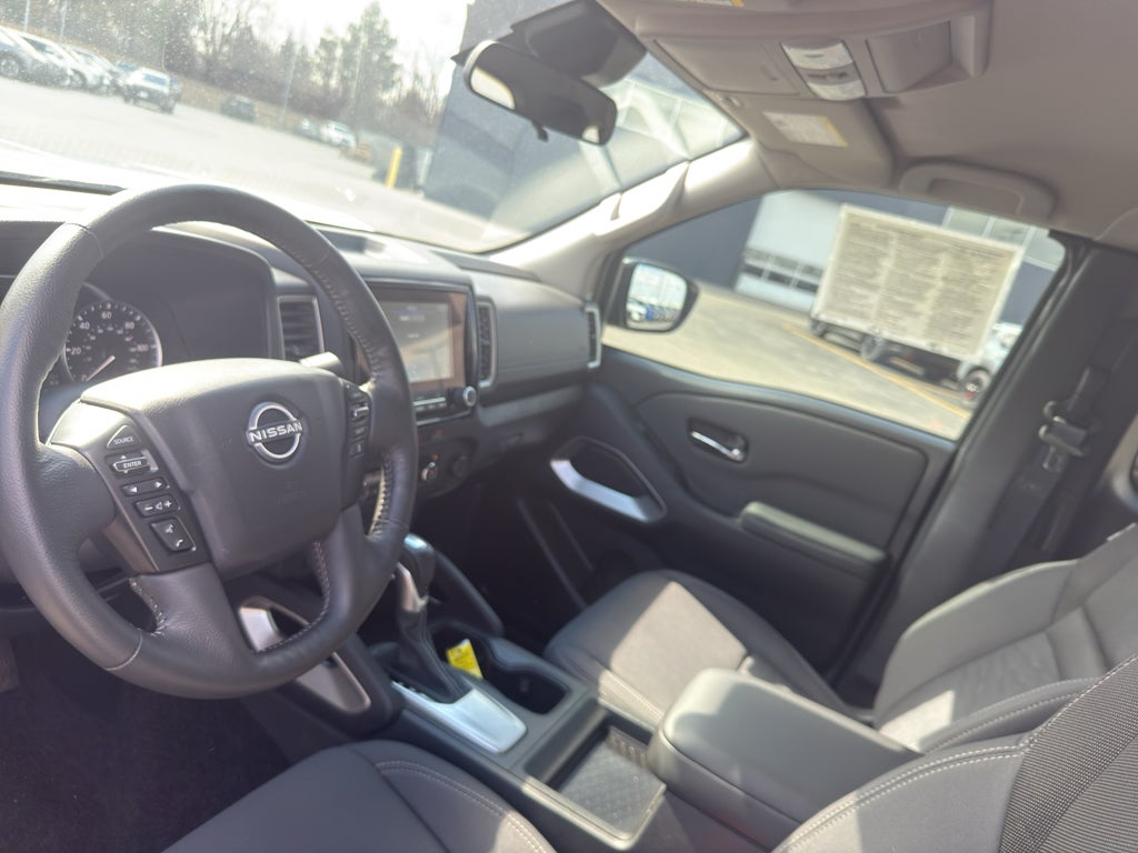 2024 Nissan Frontier SV