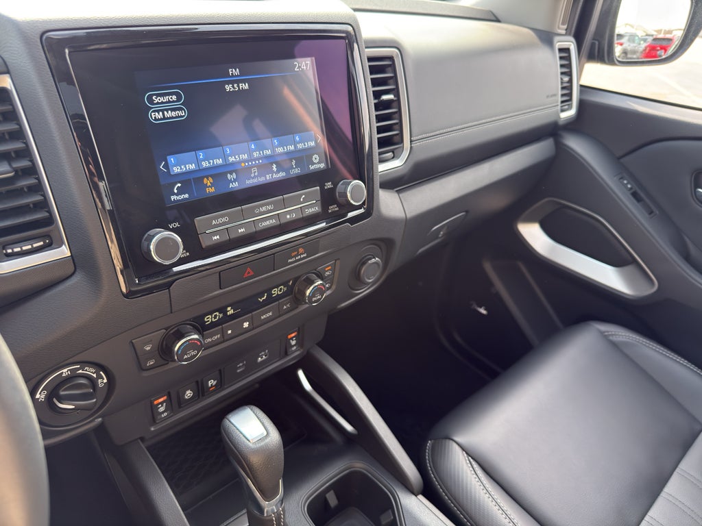 2023 Nissan Frontier SV