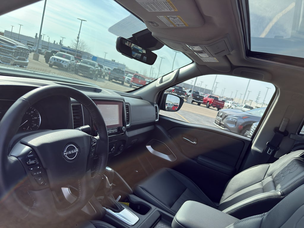 2023 Nissan Frontier SV