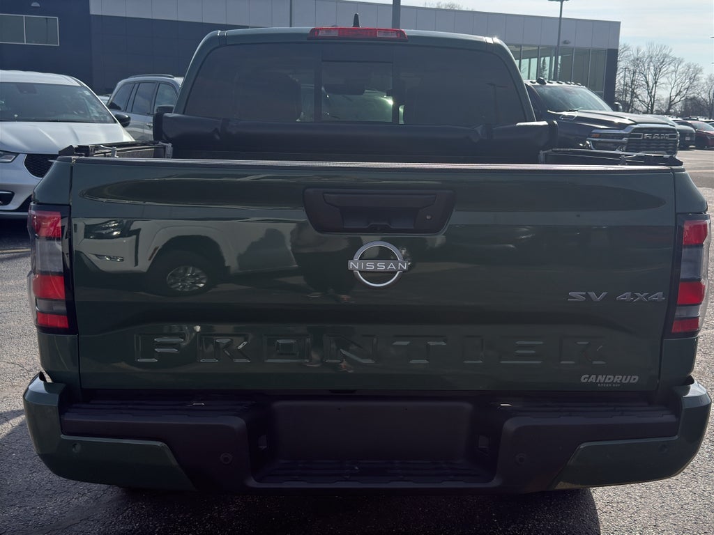 2023 Nissan Frontier SV