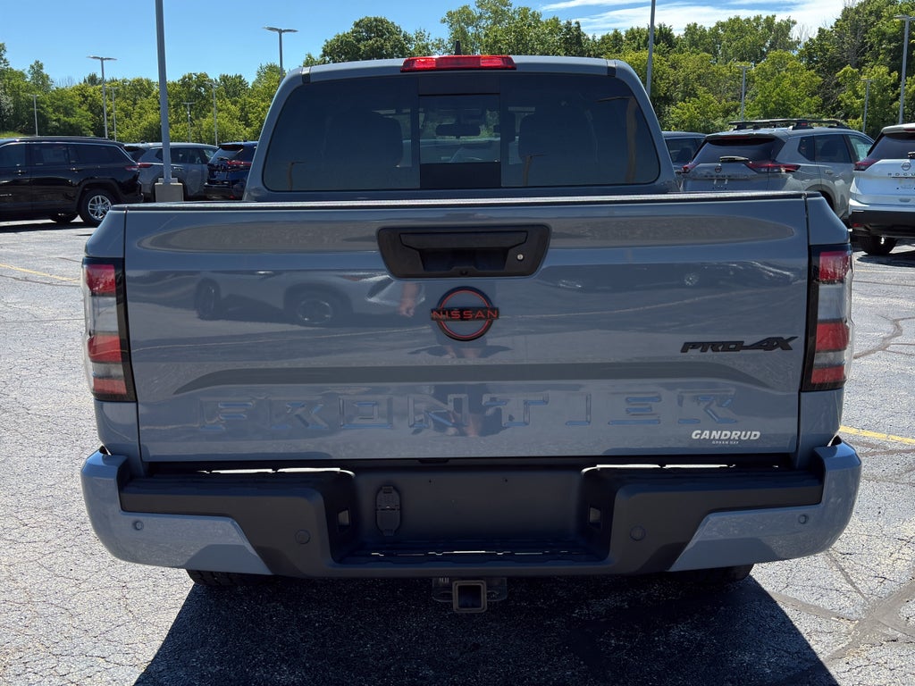 2023 Nissan Frontier Crew Cab PRO-4X 4x4