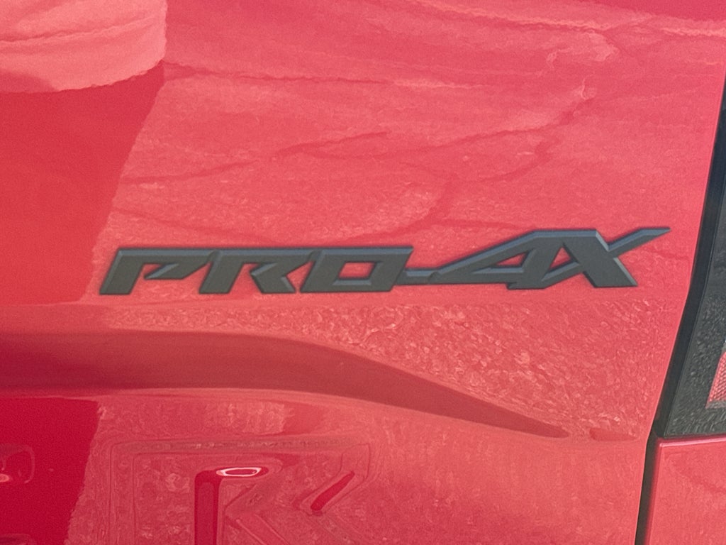 2024 Nissan Frontier PRO-4X