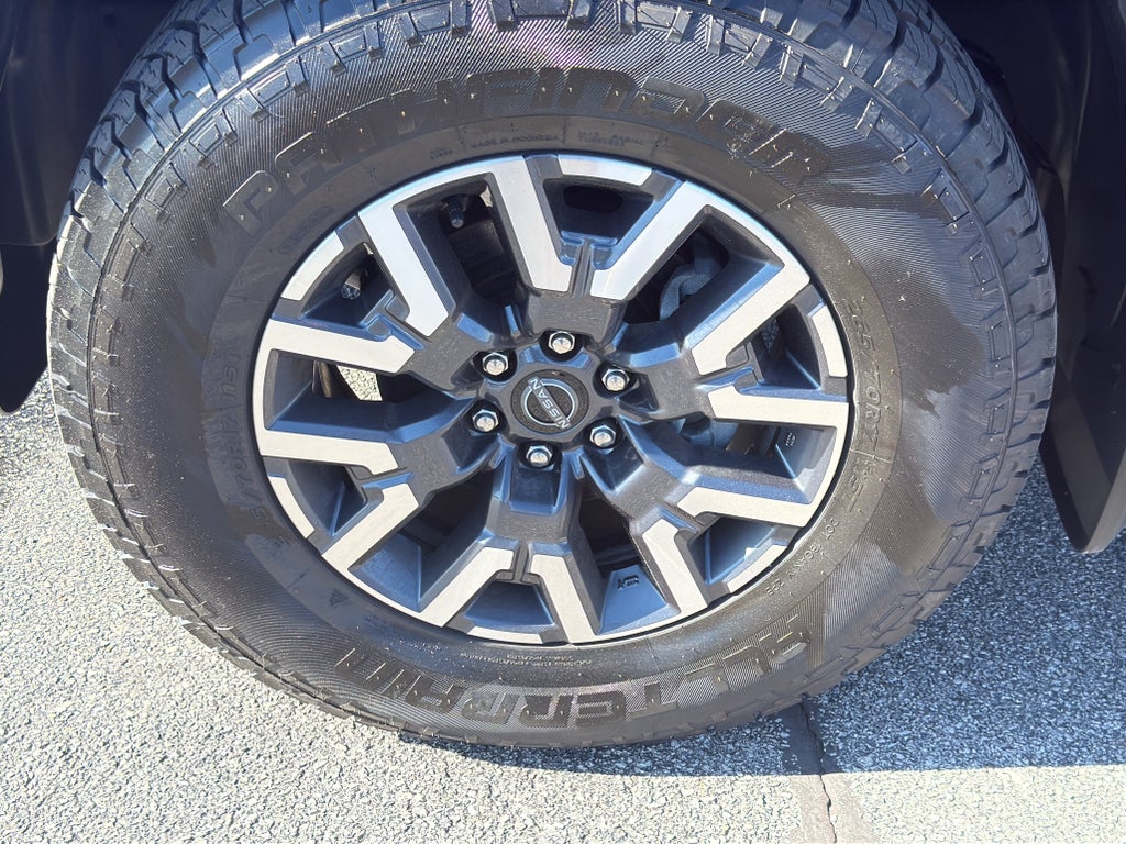2024 Nissan Frontier Crew Cab SL 4x4