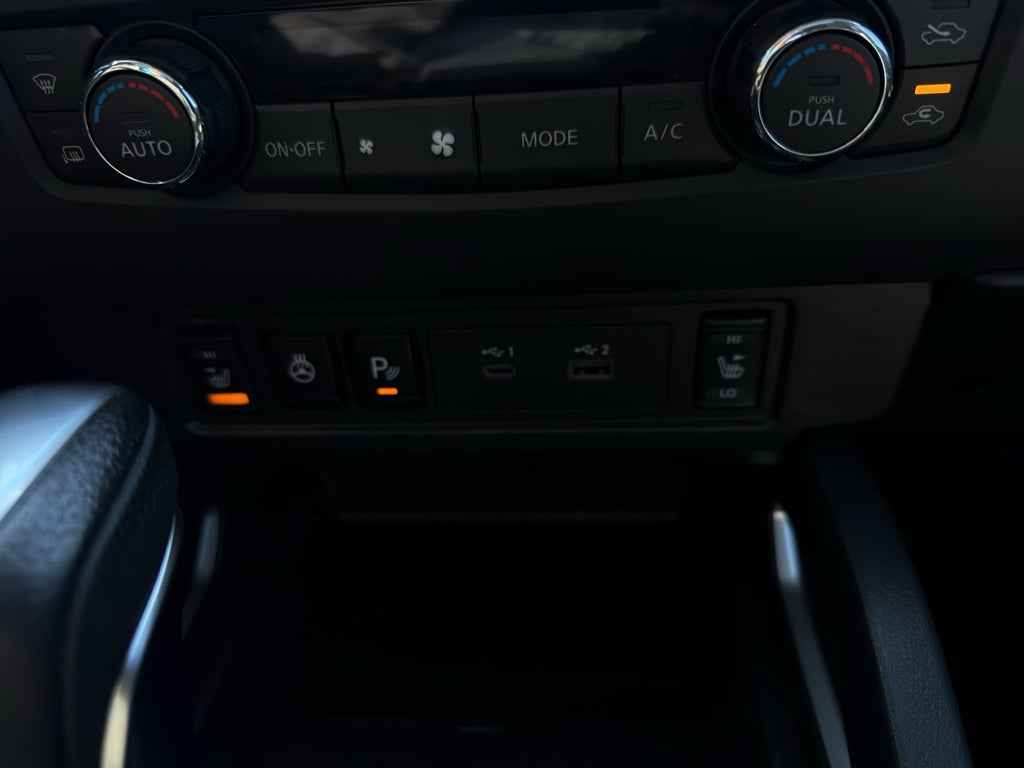 2024 Nissan Frontier Crew Cab SL 4x4