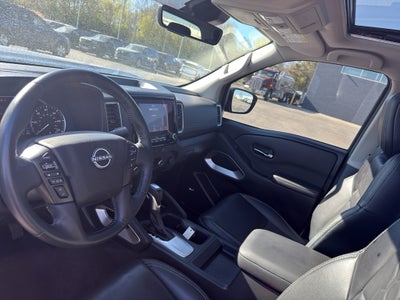 2024 Nissan Frontier Crew Cab SL 4x4