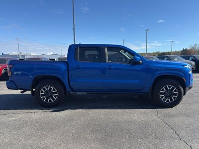 2024 Nissan Frontier Crew Cab SL 4x4