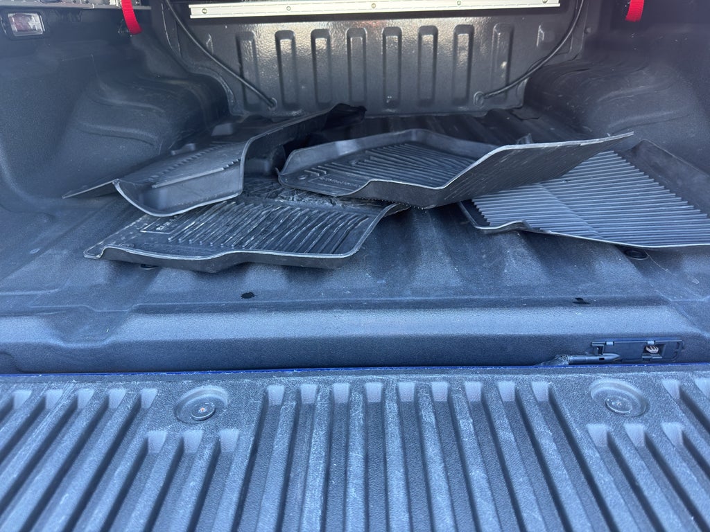 2024 Nissan Frontier Crew Cab SL 4x4
