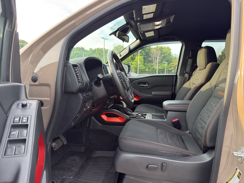 2023 Nissan Frontier Crew Cab PRO-4X 4x4
