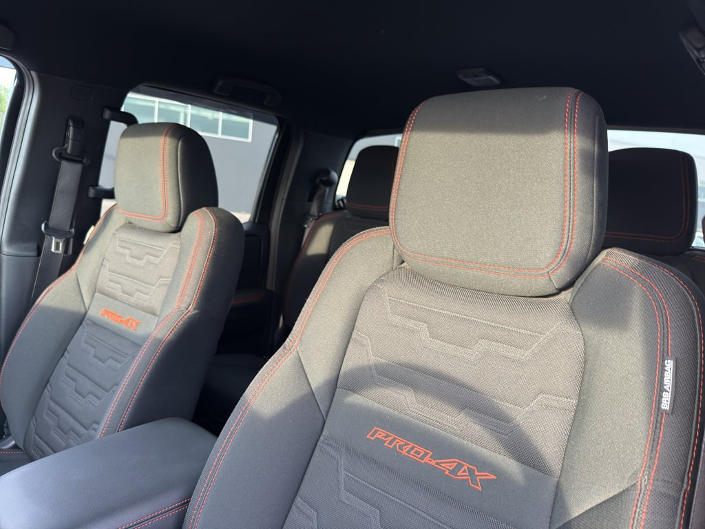 2023 Nissan Frontier Crew Cab PRO-4X 4x4