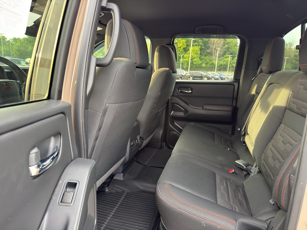 2023 Nissan Frontier Crew Cab PRO-4X 4x4