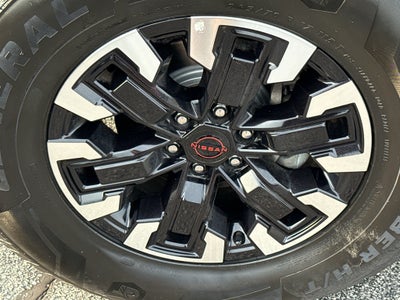 2023 Nissan Frontier Crew Cab PRO-4X 4x4