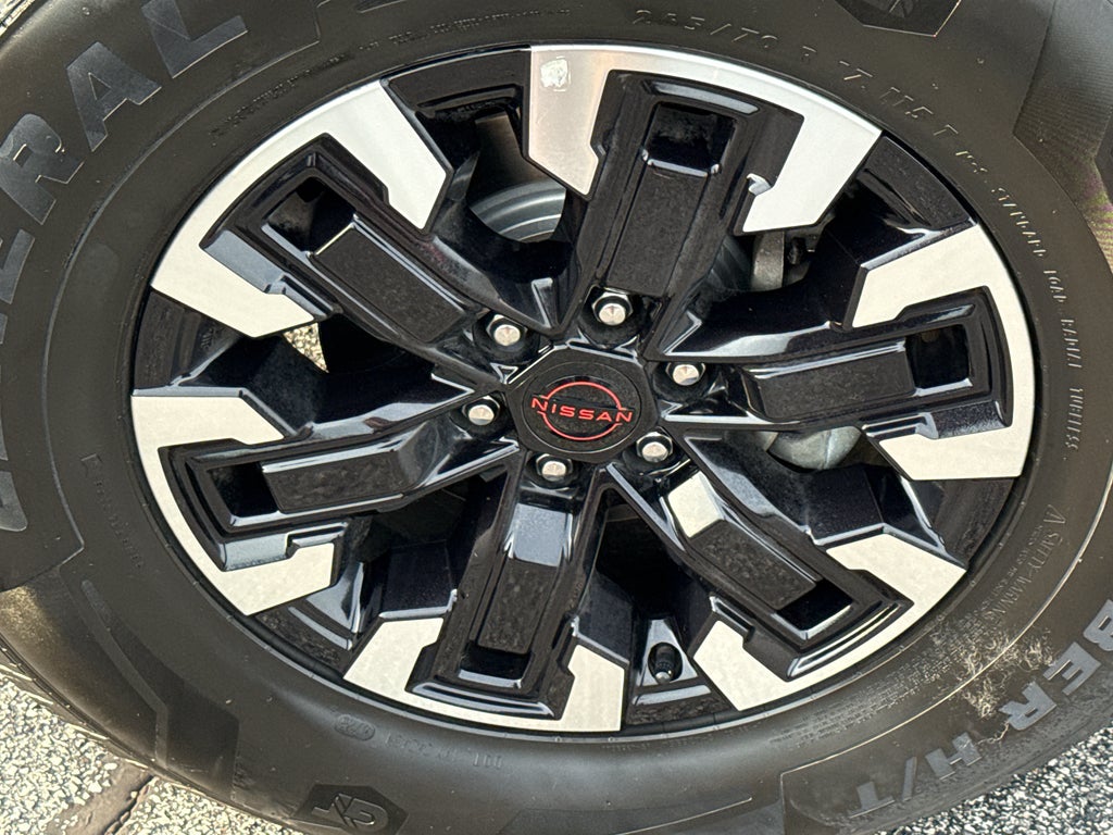2023 Nissan Frontier Crew Cab PRO-4X 4x4
