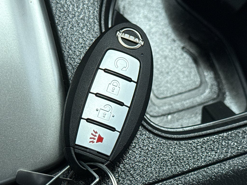 2023 Nissan Frontier Crew Cab SV 4x4