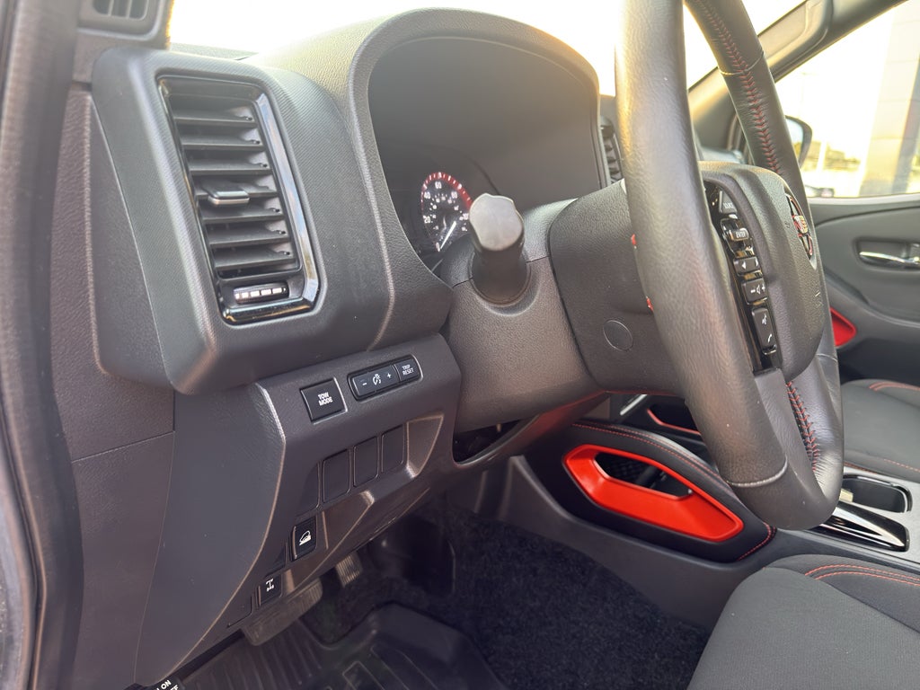 2024 Nissan Frontier Crew Cab PRO-4X 4x4
