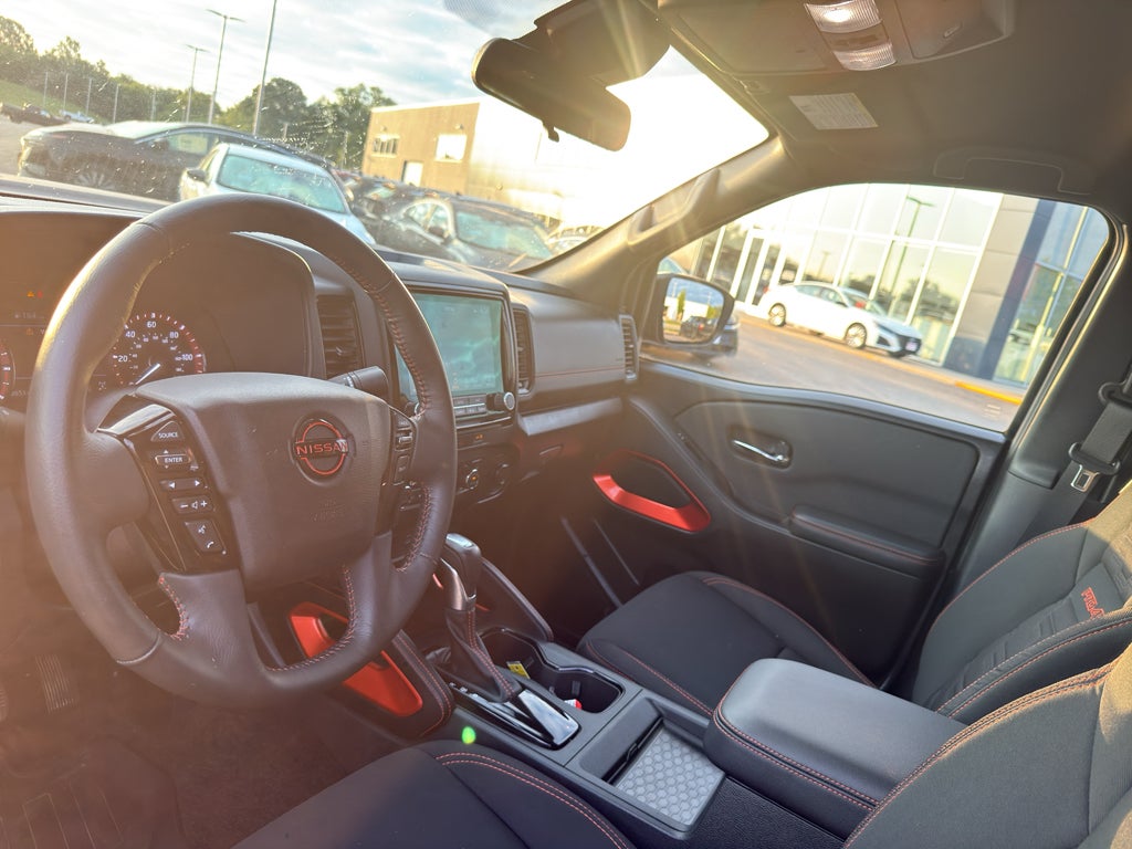 2024 Nissan Frontier Crew Cab PRO-4X 4x4