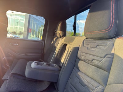 2024 Nissan Frontier Crew Cab PRO-4X 4x4