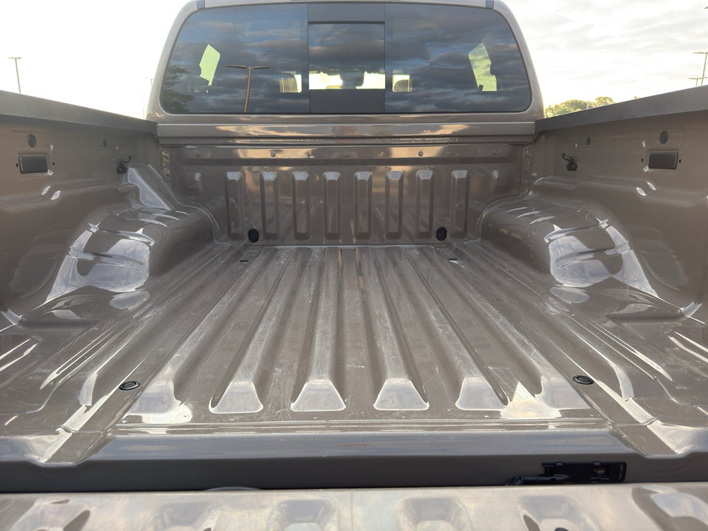 2024 Nissan Frontier Crew Cab PRO-4X 4x4