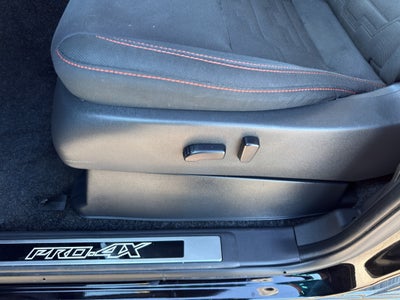 2023 Nissan Frontier Crew Cab PRO-4X 4x4