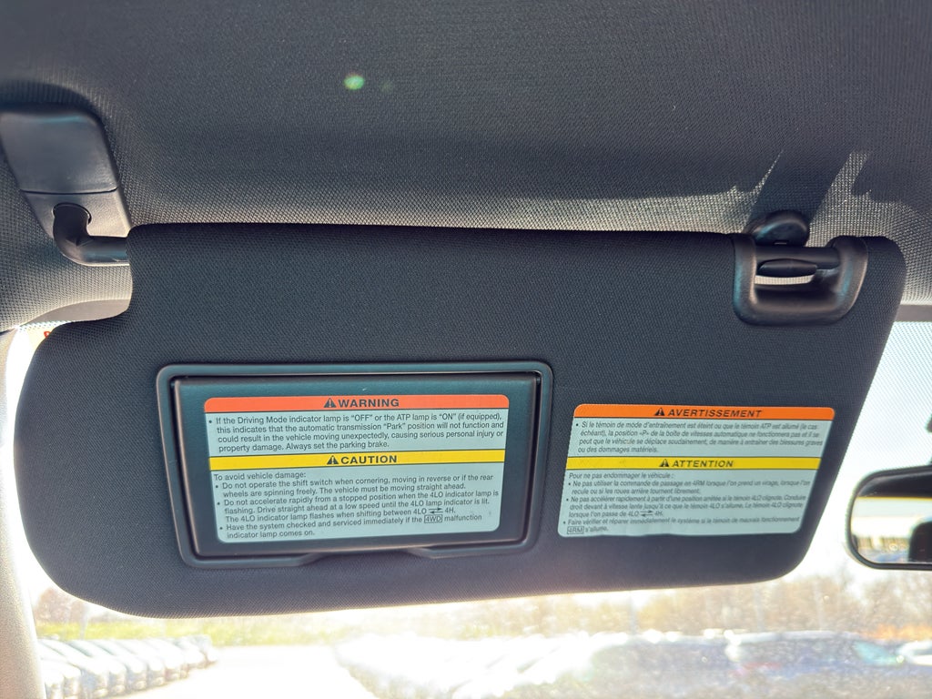 2023 Nissan Frontier Crew Cab PRO-4X 4x4