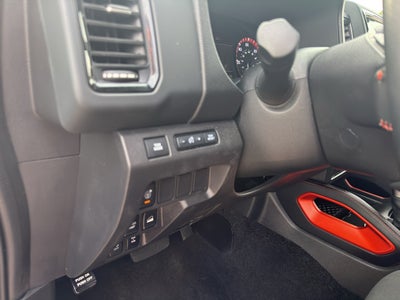 2023 Nissan Frontier Crew Cab PRO-4X 4x4