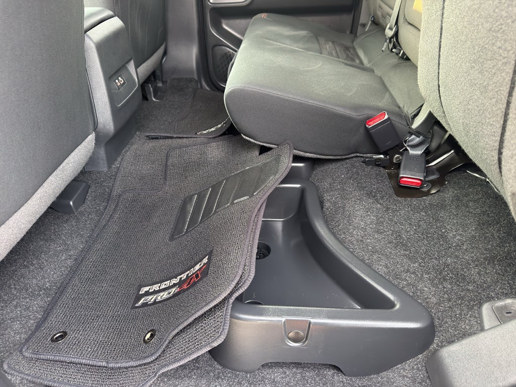 2023 Nissan Frontier Crew Cab PRO-4X 4x4