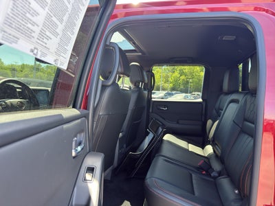 2023 Nissan Frontier Crew Cab PRO-4X 4x4