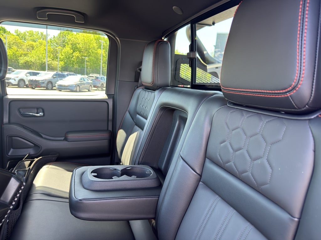 2023 Nissan Frontier Crew Cab PRO-4X 4x4